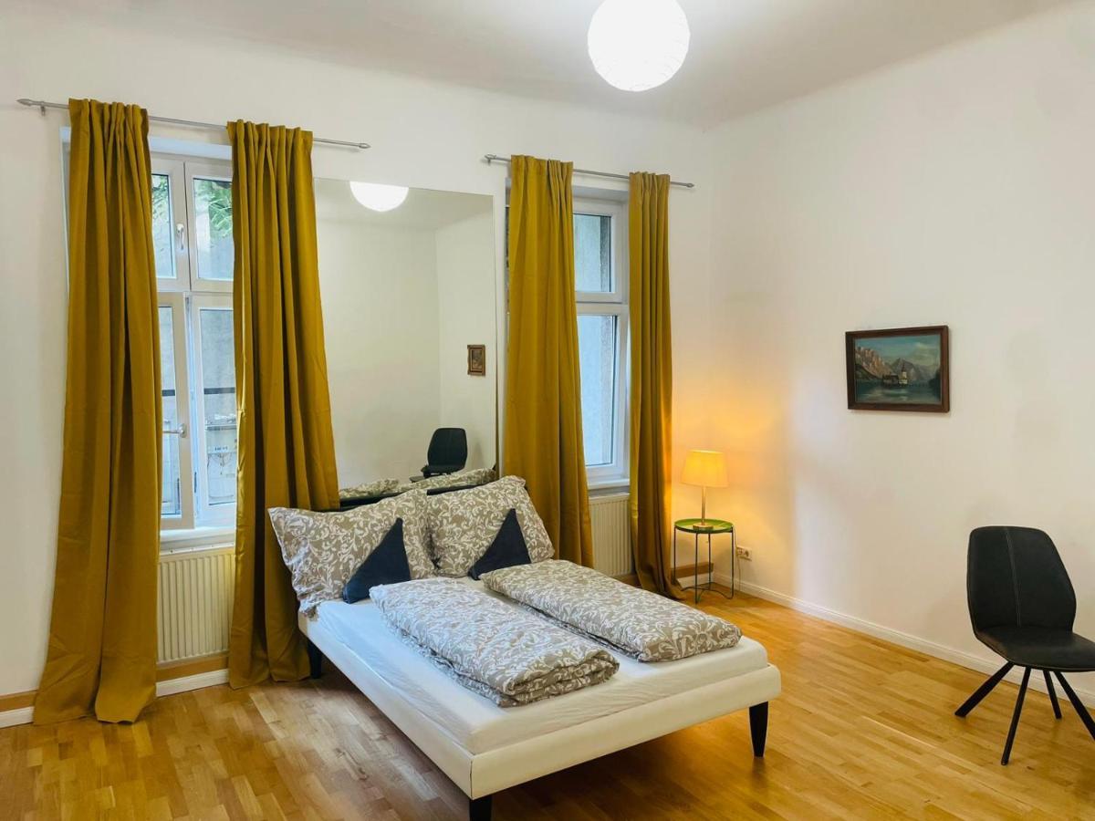 Direct Center-privat Rooms-5 Minutes Mariahilferstrasse Gazde/Camere de închiriat Viena